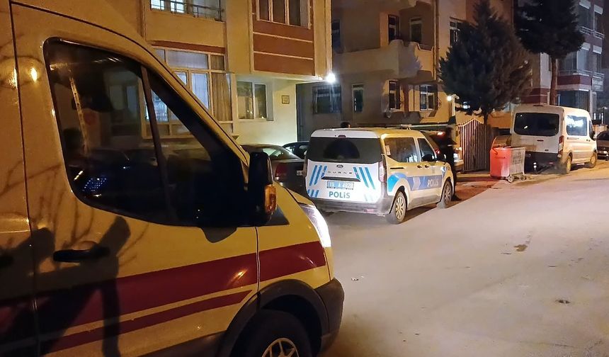 İkinci kattan düşen genç kız yaralandı