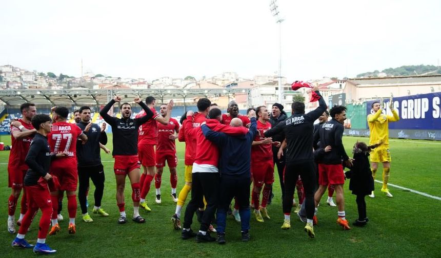 İlk yarının 5 puan önünde