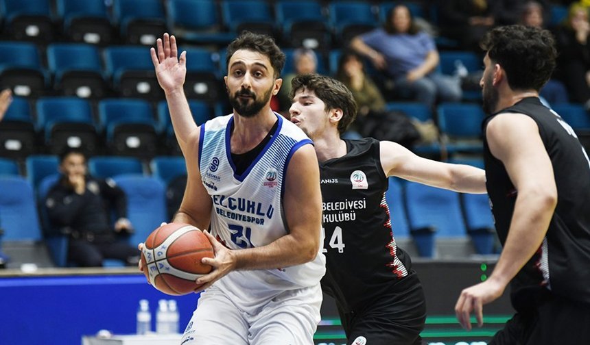 Çorum'un 12 dev adamı Konya’da yara aldı: 69-79