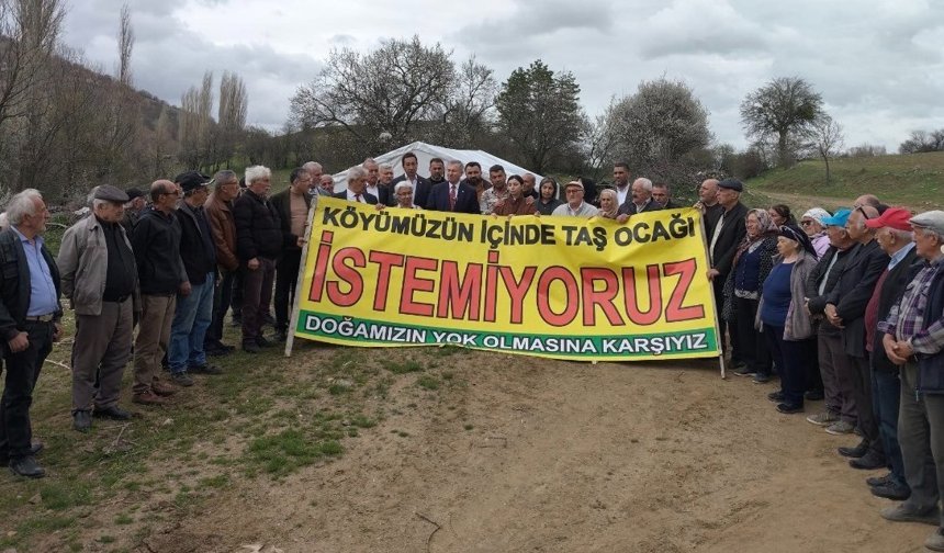 Karakaya Köyü’nde taş ocağı tepkisi:   “Taş ocağı yerleşime değil,  alternatif alana açılsın”