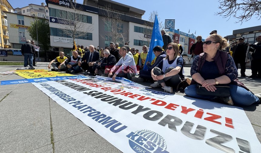 Okullardaki şiddete karşı oturma eylemi: "Bu olaylar derinleşen toplumsal umutsuzluğun acı bir sonucu"