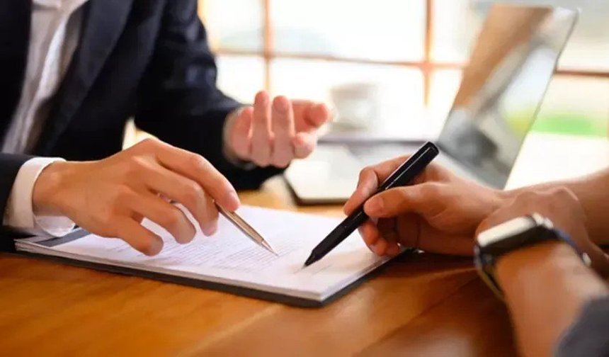 Türkiye’nin dev holdingi satıldı!