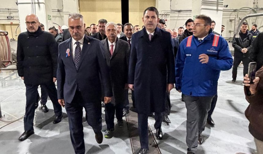 Bakan Kurum, GoldForce  Fabrikası’nı çok beğendi