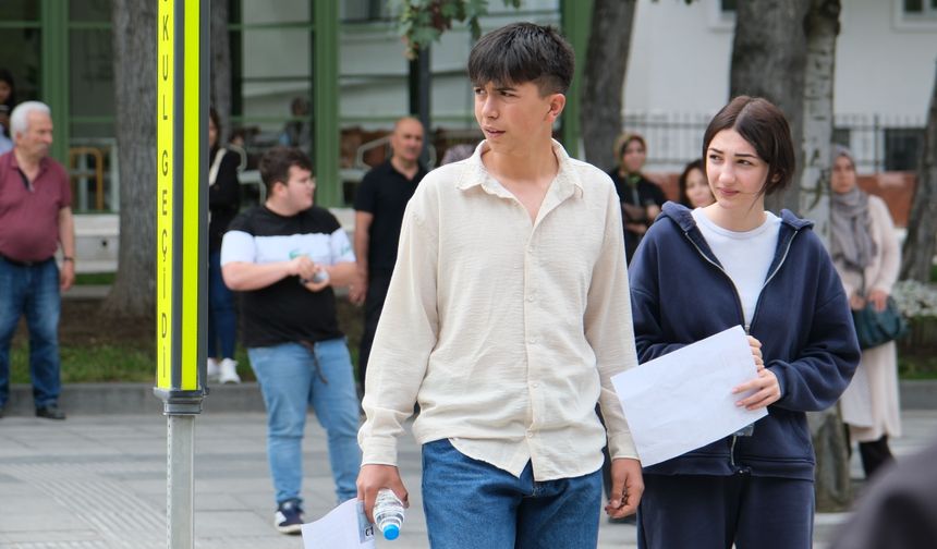 Çorum'da öğrenciler YKS'de ter döktü