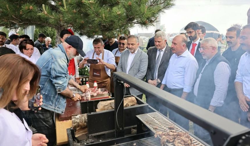 Hem gözlere hem de  damaklara hitap ettiler