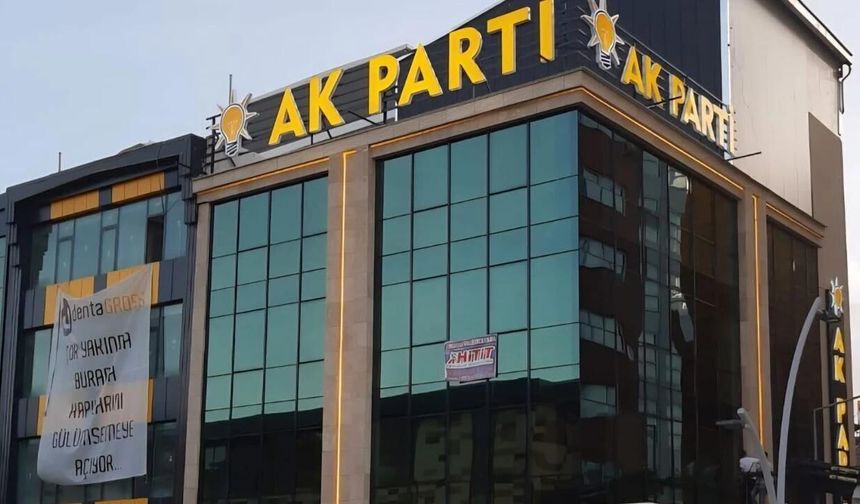 Yönetimiyle birlikte istifa etti!