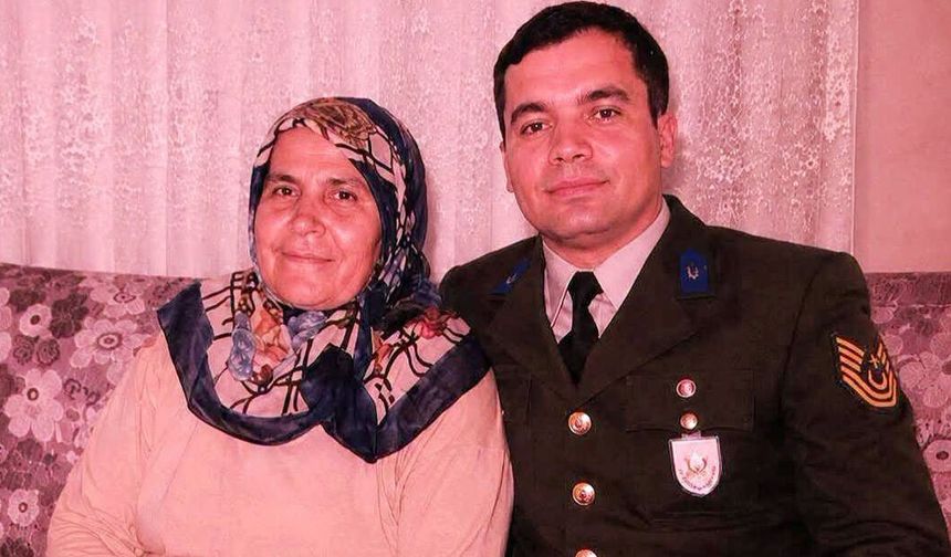 Oğlunun acısına dayanamadı