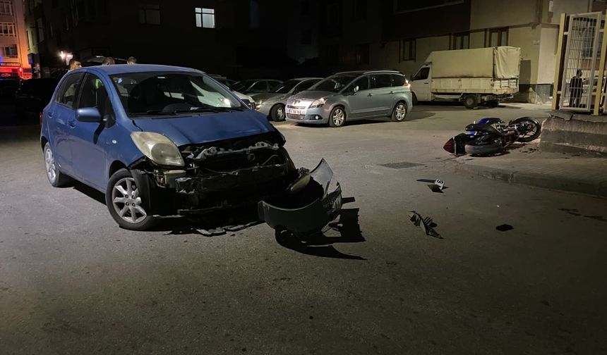 Otomobil ile motosiklet çarpıştı :1 yaralı