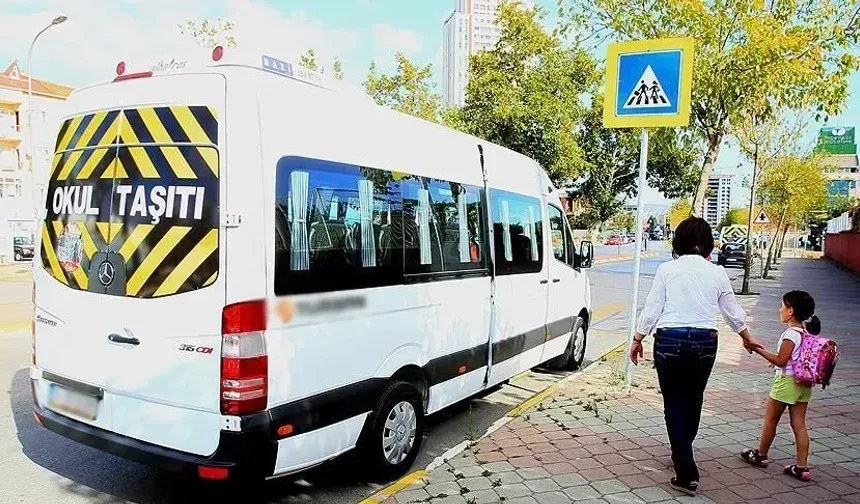 Okul zili çalmadan servis çilesi başladı: Ücretler cep yakıyor