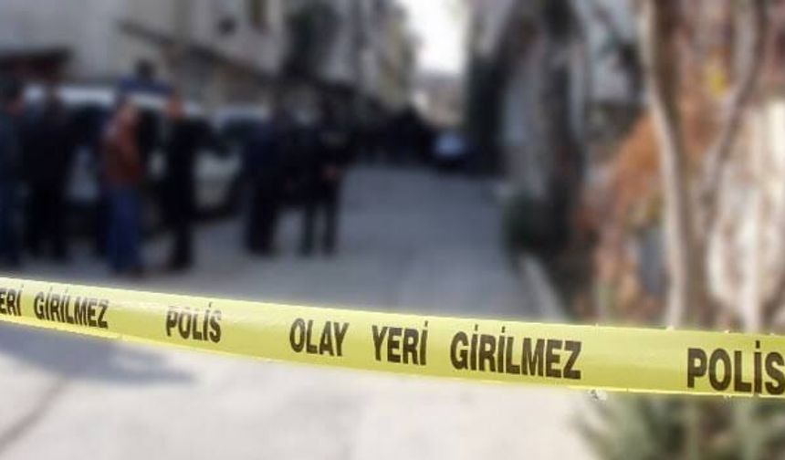 Komşularının haber alamadığı kadın evinde ölü bulundu