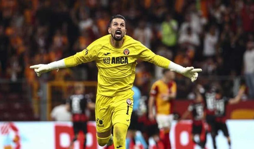 Felipe kalesinde yıldızlaştı
