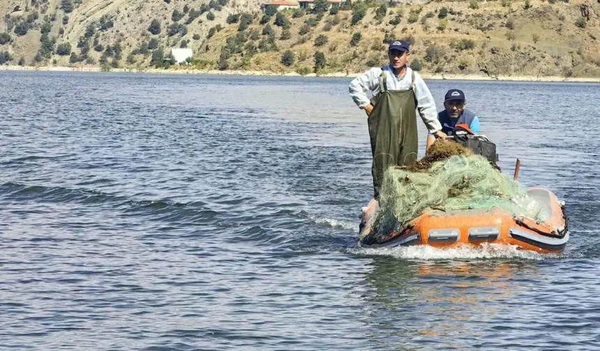 7 bin 900 metre yasak misina ağ ele geçirildi