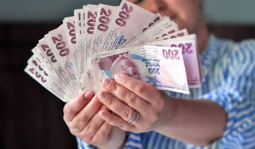 Milyonlar merakla bekliyor! İşte en düşük emekli maaşı için konuşulan rakam