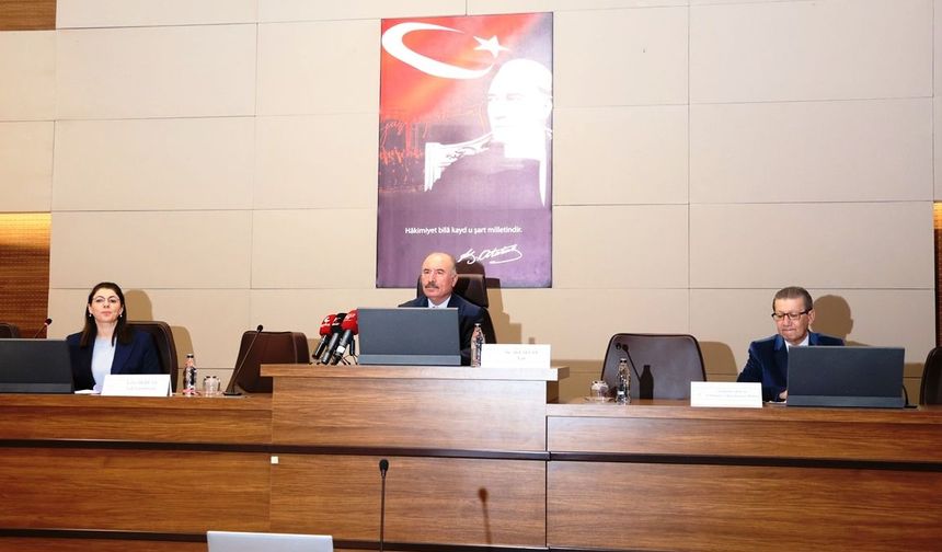 Çorum'da en büyük yatırım ulaşıma! Vali tek tek açıkladı