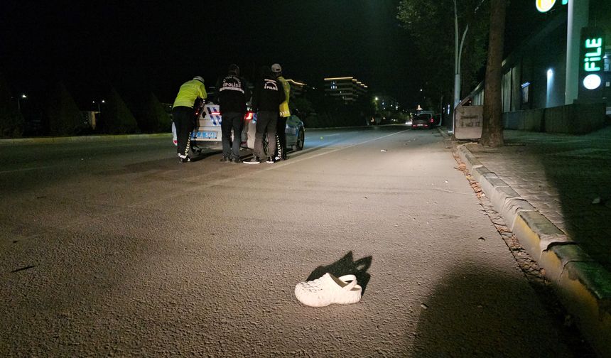 Çorum’da otomobilin çarptığı yaya yaralandı.