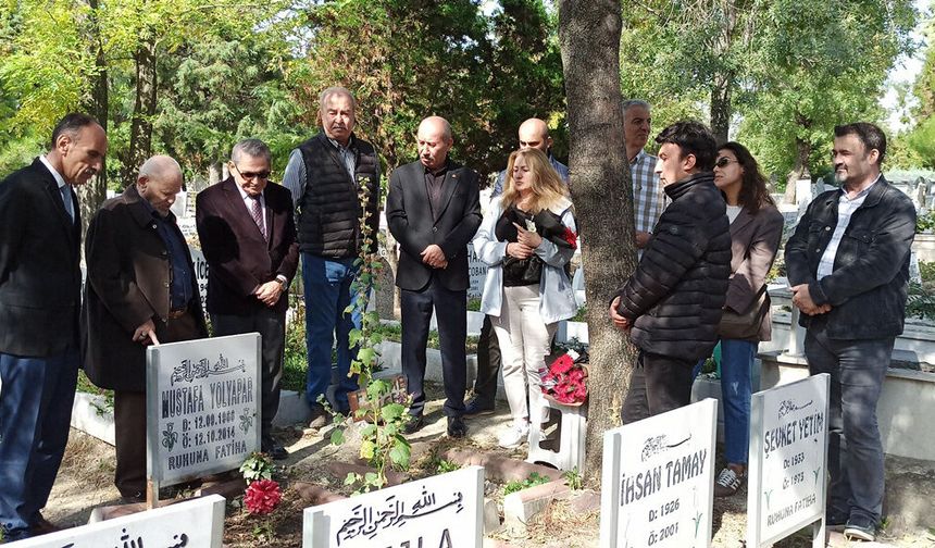 Özlemle, rahmetle andık