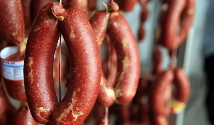Listede Çorum da var! Sucukta tehlikeli karışım! Bakanlık o markaları ifşa etti
